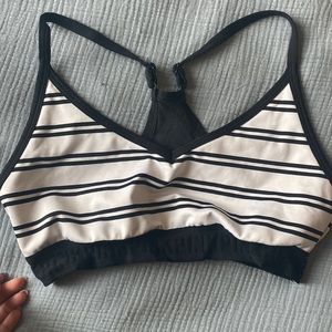 Sports bra